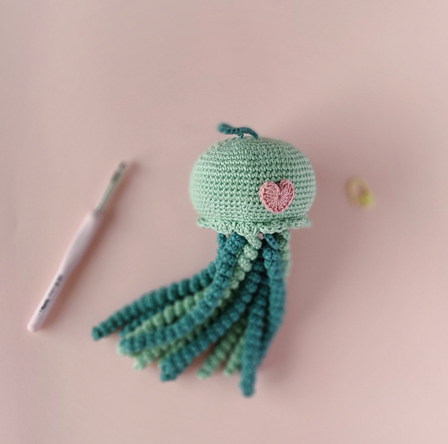 Yujin the Jellyfish - Sleepy